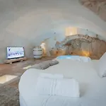 Arquati Luxury アパート オストゥーニ